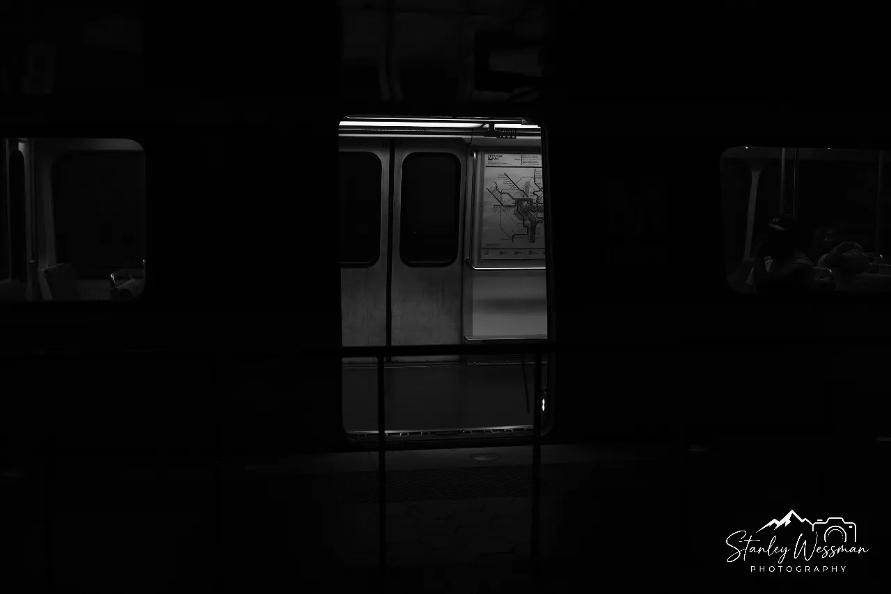 Window into Travel
